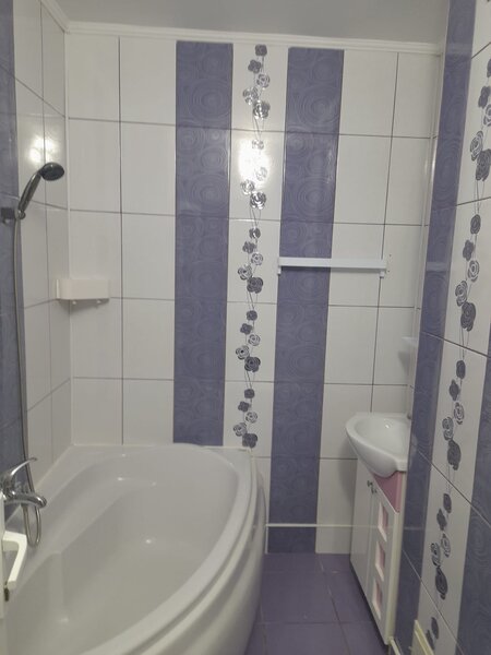 Titan Inchiriere Garsoniera C-tin Brancusi -Metrou Titan